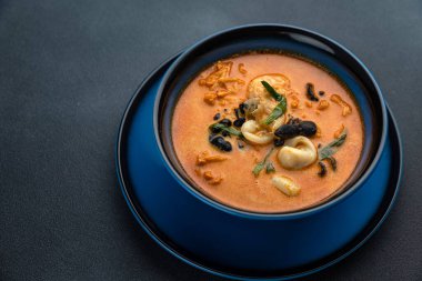 Lokantada lezzetli bir çorba