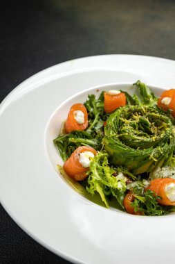 Restoranda nefis bir salata.