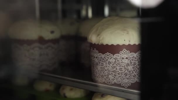 Chef Prepara Pasteles Pascua Cocina — Vídeos de Stock