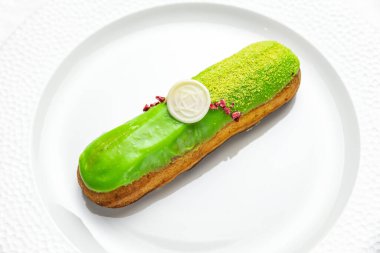 Şeften nefis ekler.