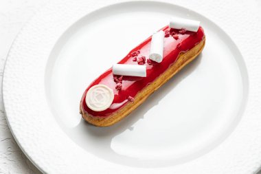 Şeften nefis ekler.