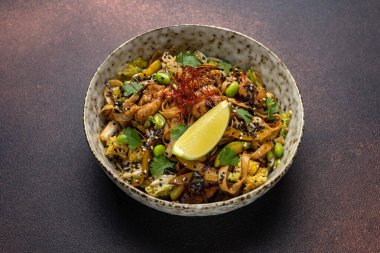 Restoranda nefis bir makarna. Kapat.