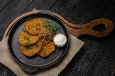 Lokantadan lezzetli bir çorba. Kapat.