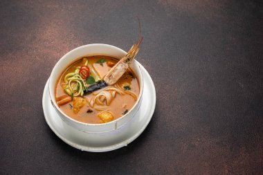 Lokantadan lezzetli bir çorba. Kapat.