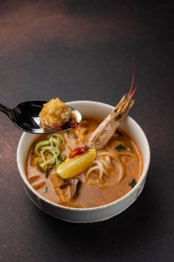 Lokantadan lezzetli bir çorba. Kapat.