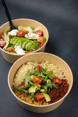 Lezzetli yemek servisi. Kapat.