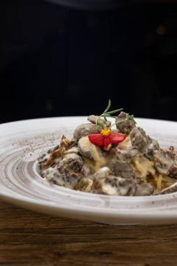 Restoranda nefis bir makarna 