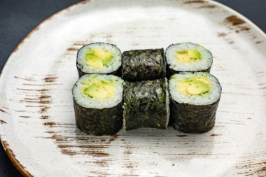 Lezzetli ve sağlıklı vejetaryen dürümleri, Japon mutfağı. Yakın plan. 