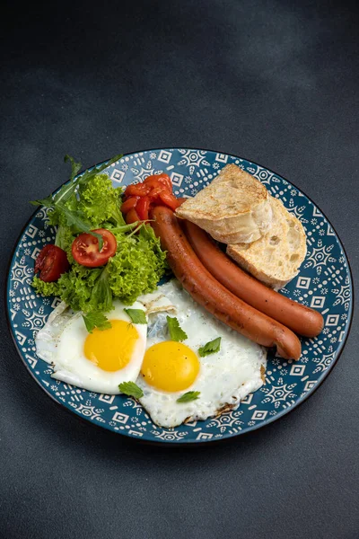 Nefis Bir Kahvaltı Tavada Pişmiş Yumurta Yakın Plan — Stok fotoğraf