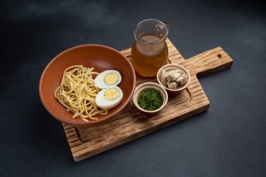 Lokantadaki şeften lezzetli bir çorba.