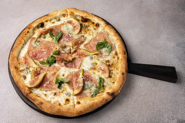 Pyszna Pizza Restauracji — Zdjęcie stockowe