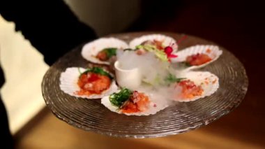 Premium bir restoranda lezzetli yemekler.