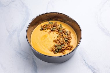 Kabak püresi çorbası. Kapat.