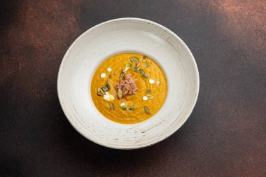 Kabak püresi çorbası. Kapat.