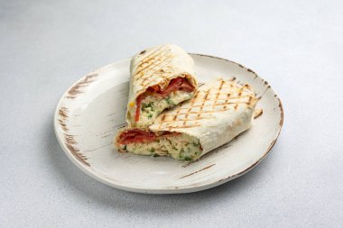 Tabakta nefis bir shawarma