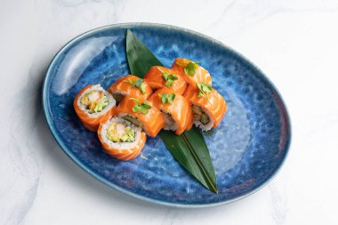 Japon mutfağı. Philadelphia somonlu rulo