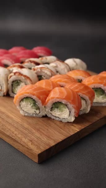 Set Van Sushi Rollen Bovenaanzicht — Stockvideo
