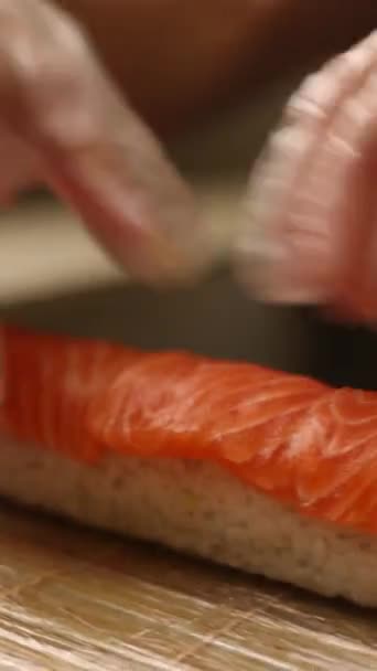 Uppsättning Sushi Rullar Overhead — Stockvideo