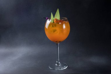 Harika bir alkollü kokteyl.  