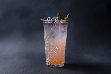 Harika bir alkollü kokteyl.  