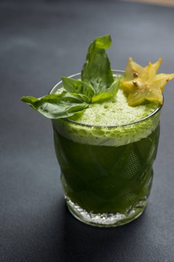 Harika bir alkollü kokteyl.  