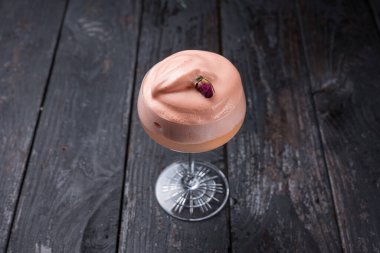 Harika bir alkollü kokteyl.  