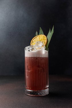 Harika bir alkollü kokteyl.  