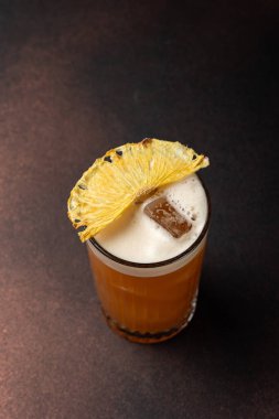 Harika bir alkollü kokteyl.  