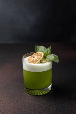 Harika bir alkollü kokteyl.  