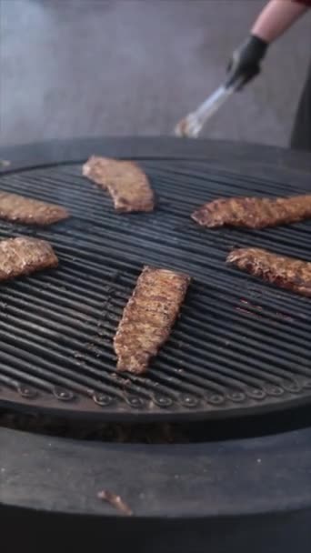 Chef Cooks Delicious Ribs Grill Close — Stock Video