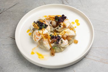 Restoranda nefis ravioli var. Kapat.