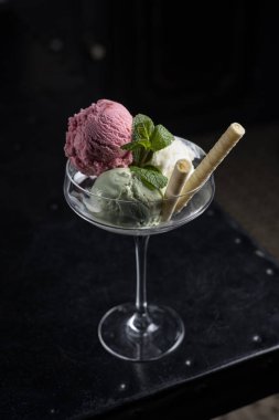 Lokantada lezzetli bir tatlı. Yakın çekimler