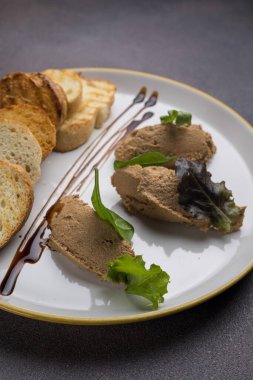 Lokantadan lezzetli mezeler. Kapat.