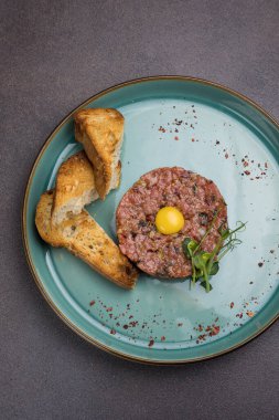 Lokantadan lezzetli mezeler. Kapat.