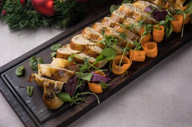 Lokantada ya da barda leziz et yemekleri. Yakın çekimler