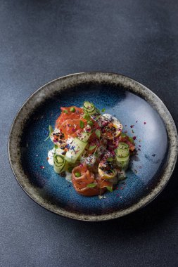 Restoranda nefis bir salata. Kapat.