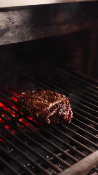 Chef Cooks Steak Grill — Stock Video