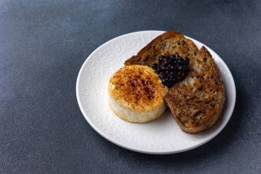 Restoranda nefis peynir var..