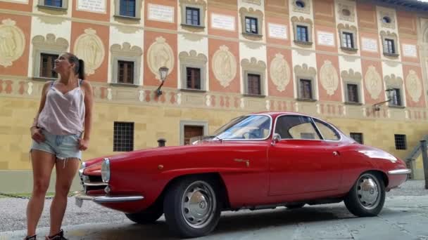 San Miniato Ιταλία Ιουνίου 2023 Ένα Κόκκινο 1959 Alfa Romeo — Αρχείο Βίντεο