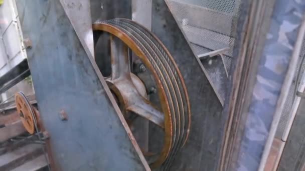 Roterande Mekanisk Mekanism Med Stålrep Den Yttre Hissen Staden Imperia — Stockvideo