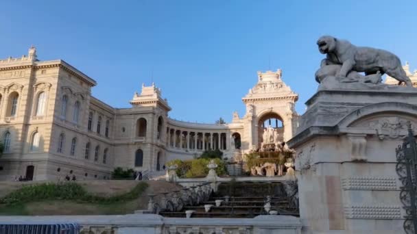 Πανοραμική Θέα Της Εισόδου Στην Ιστορική Δομή Longchamp Palace — Αρχείο Βίντεο