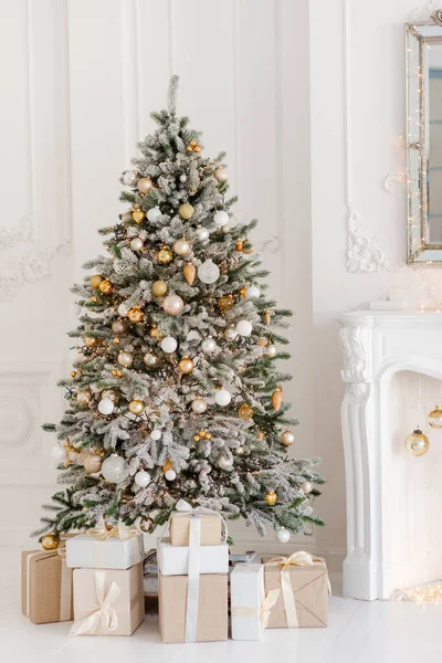 Beautifully Decorated Room Christmas Tree Gifts Interior Christmas Magic Luminous — Stock Photo, Image