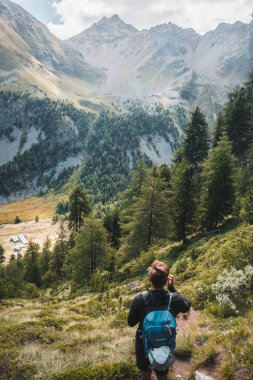 Yürüyüşçü Alplerde