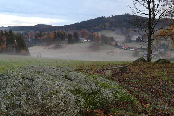 Jesienny Krajobraz Górski Mgle — Zdjęcie stockowe