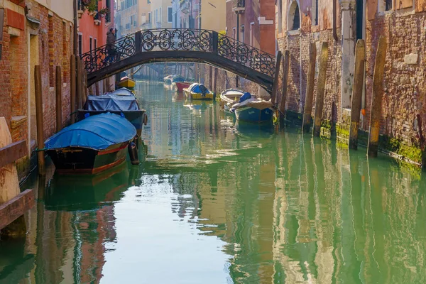 Venise Italie Février 2022 Vue Des Canaux Avec Des Bateaux — Photo