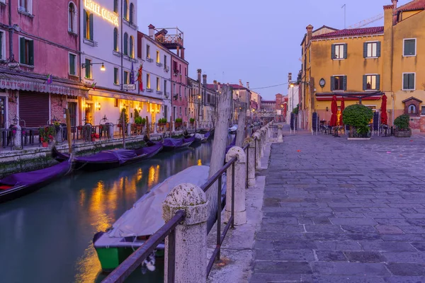 Venecia Italia Marzo 2022 Vista Del Amanecer Edificios Coloridos Canales — Foto de Stock