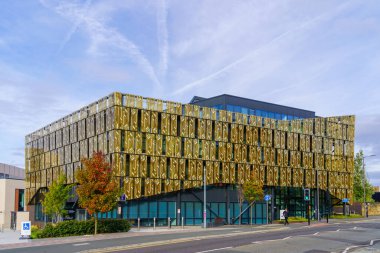 Liverpool, İngiltere - 09 Ekim 2022: Liverpool, Merseyside, İngiltere, İngiltere 'deki Sensör Şehri binasının görüntüsü