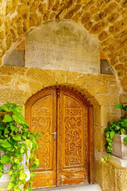 Tel Aviv, İsrail - 29 Kasım 2022: Mahmoudiya Camii 'nin şu anda İsrail' in Tel-Aviv-Yafo kentinin bir parçası olan eski Jaffa 'daki dekore edilmiş kapısı