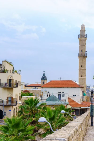 イスラエルのテルアビブ 2022年11月29日 マムディヤ モスク ミナレットやその他の建物の眺め 旧ジャファ 現在のイスラエルのテルアビブ ヤフォの一部 — ストック写真