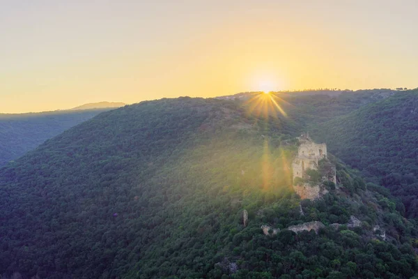 Pemandangan Matahari Terbit Atas Kastil Montfort Tentara Salib Dan Lembah — Stok Foto
